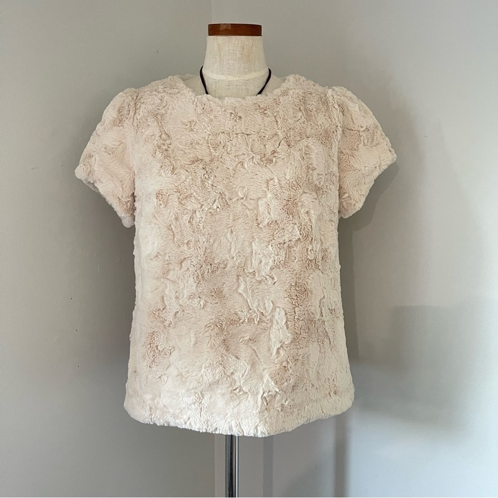 Anthropologie Faux Fur short sleeve top NWOT size Medium